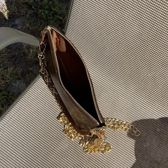 Louis Vuitton Monogram Crossbody Bag with Gold Chain - Picture 5 of 11